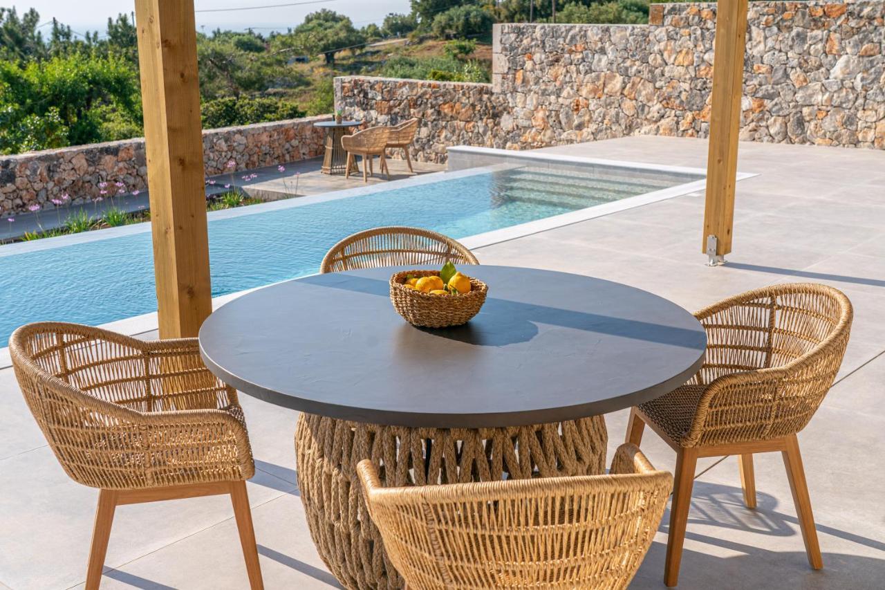 Summer Breeze Villa Tzamarelata Esterno foto