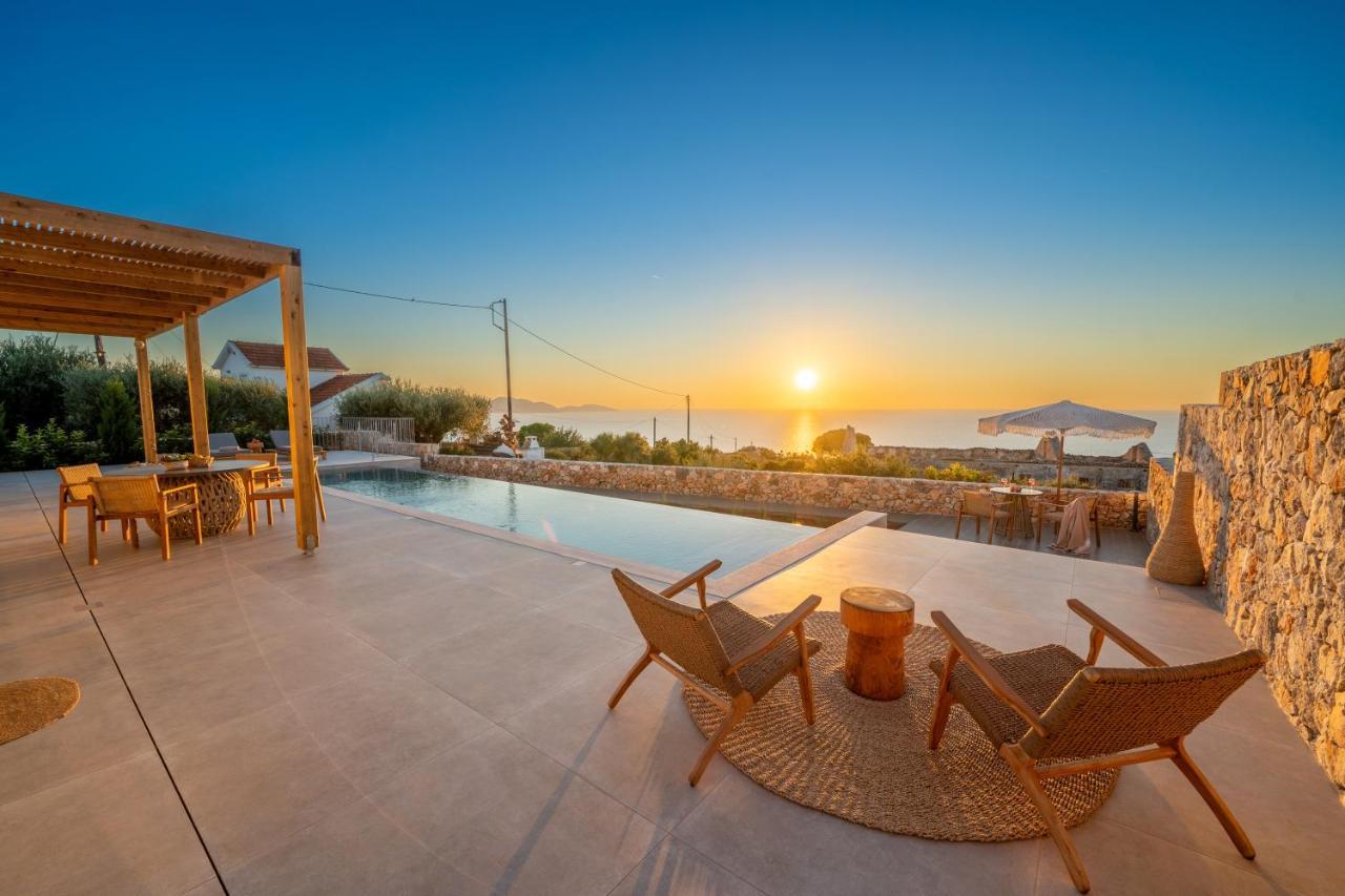 Summer Breeze Villa Tzamarelata Esterno foto